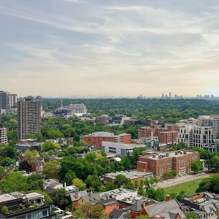 Luxury 2-Bedroom Apartment In Yorkville With The Best City View In Downtown Toronto Esterno foto